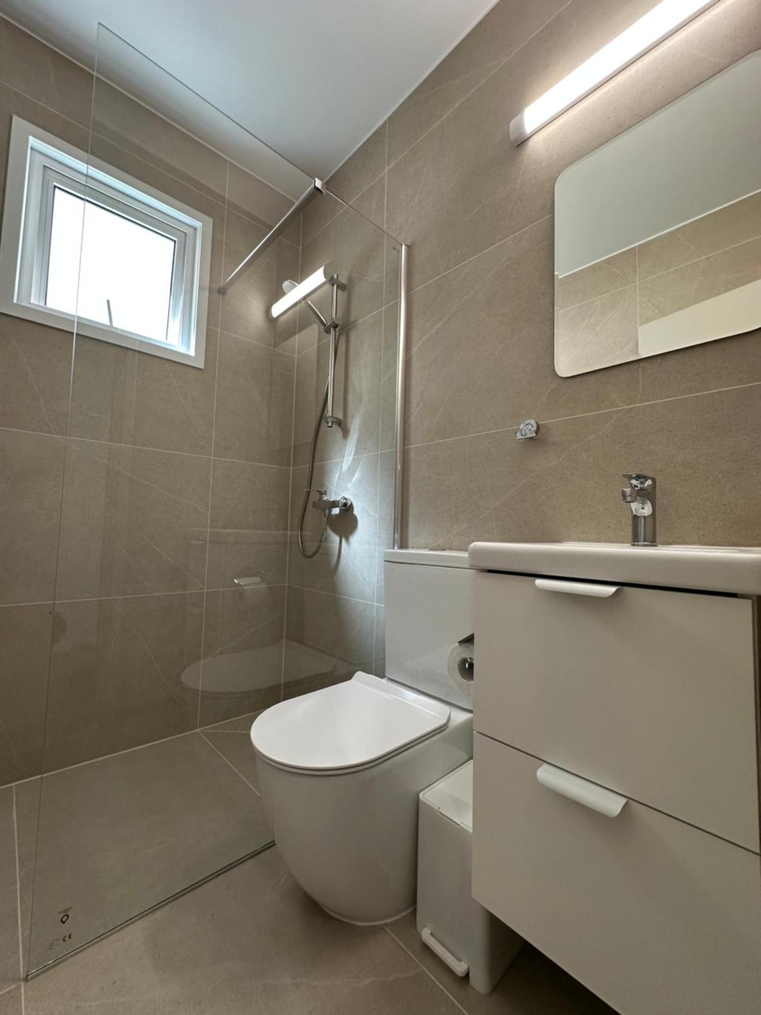 Olivia Mackenzie 2 Bedroom Flat With Pool Larnaca Bagian luar foto