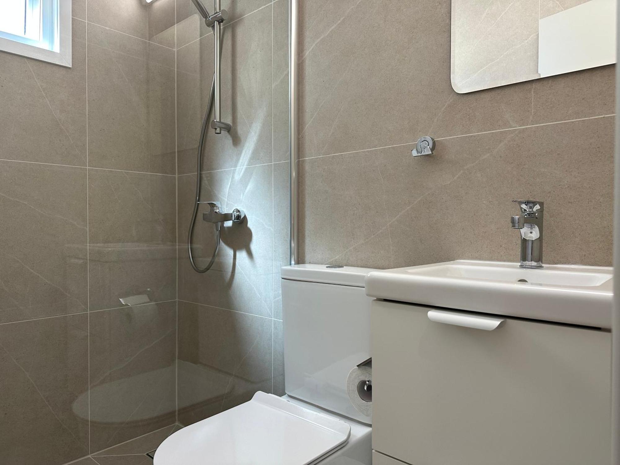 Olivia Mackenzie 2 Bedroom Flat With Pool Larnaca Bagian luar foto