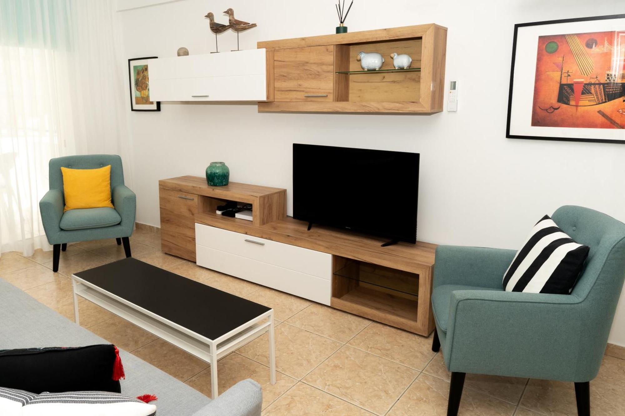 Olivia Mackenzie 2 Bedroom Flat With Pool Larnaca Bagian luar foto
