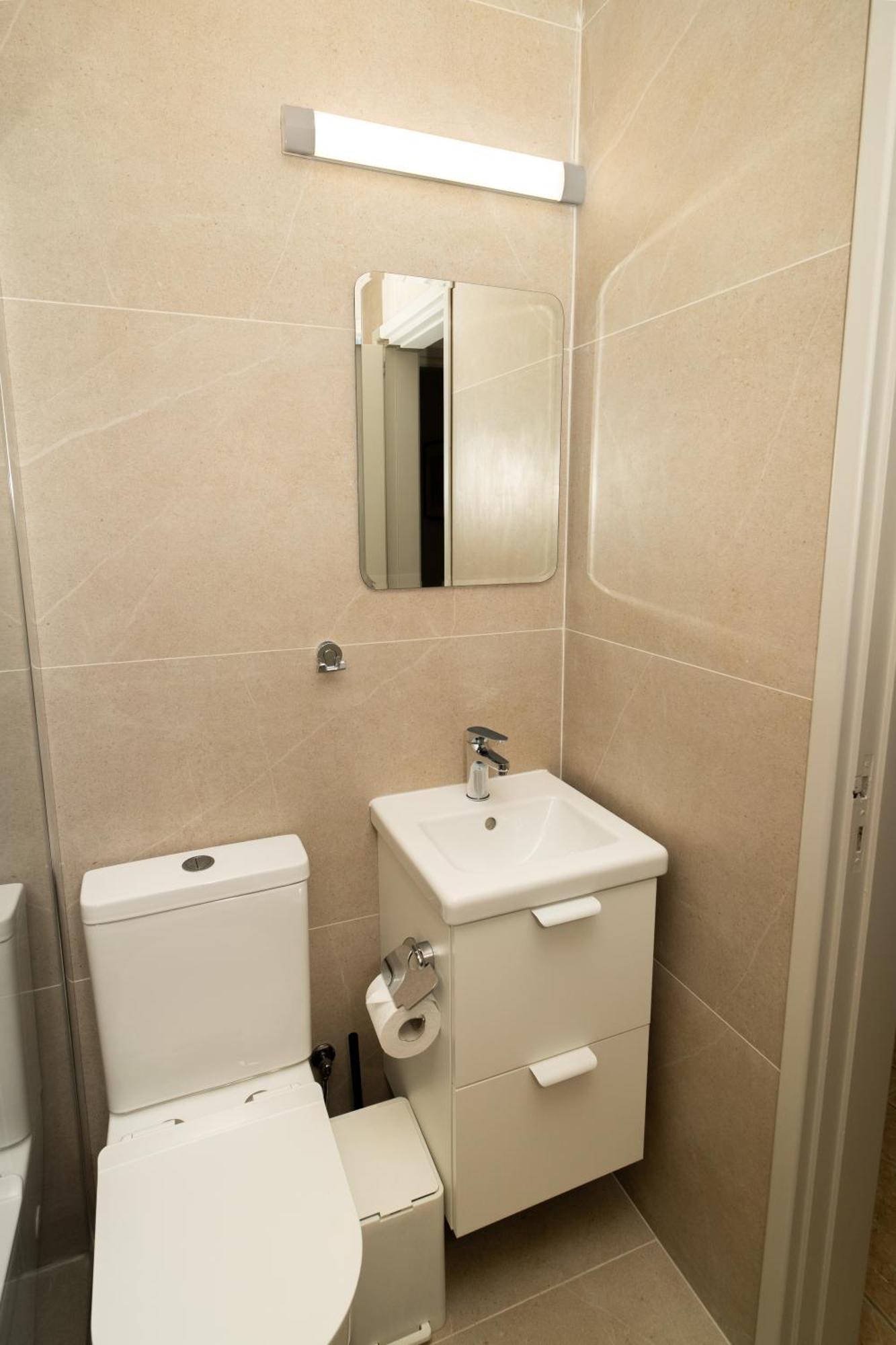 Olivia Mackenzie 2 Bedroom Flat With Pool Larnaca Bagian luar foto