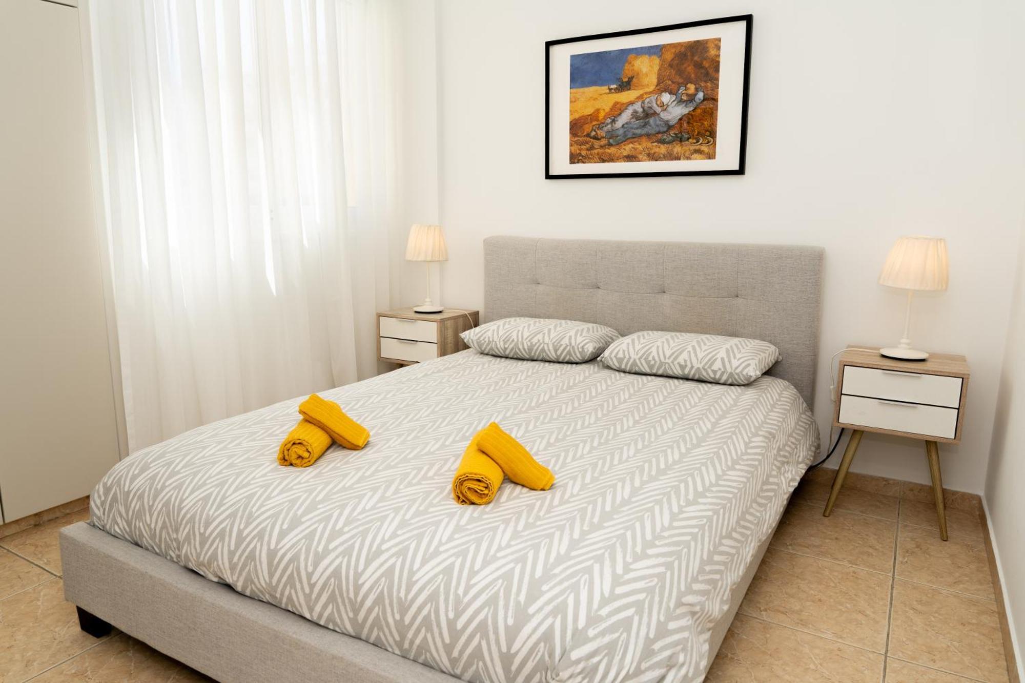 Olivia Mackenzie 2 Bedroom Flat With Pool Larnaca Bagian luar foto